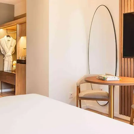 Melia Granada