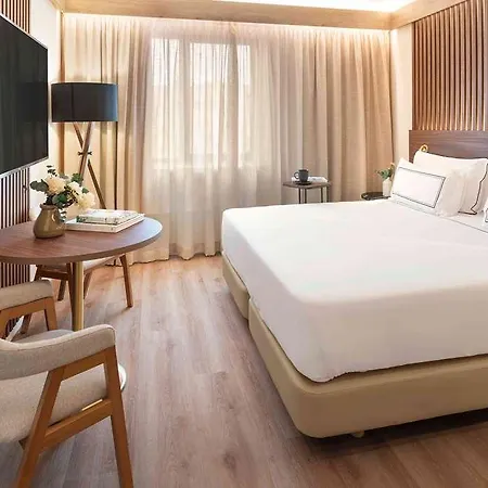 Отель Melia 4*